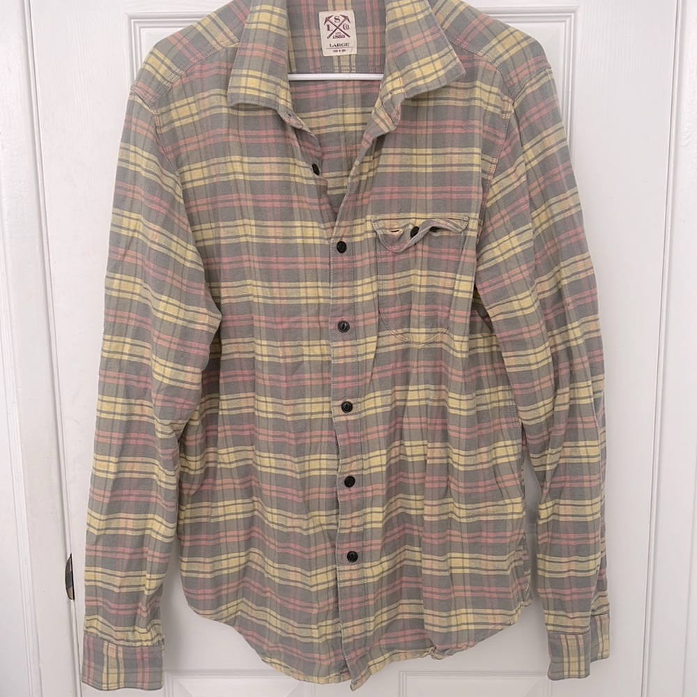 Levi Long Sleeve Button Down